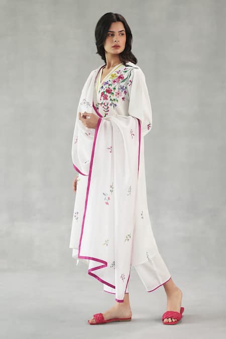 Roza Viola Floral Print Stole 