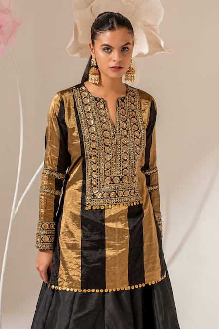 Shop_Akara_Black Tissue, Silk, Georgette Sequins, Embroidery Split V-neck Kurta Lehenga Set _Online_at_Aza_Fashions