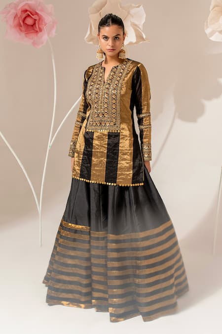 Buy_Akara_Black Tissue, Silk, Georgette Sequins, Embroidery Split V-neck Kurta Lehenga Set 