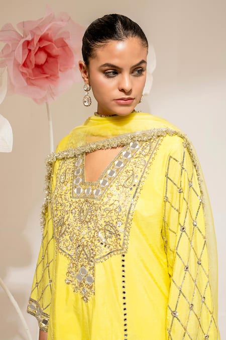 Akara_Yellow Silk, Organza Sequins, Embroidery V-neck Dola Kurta Salwar Set _Online_at_Aza_Fashions