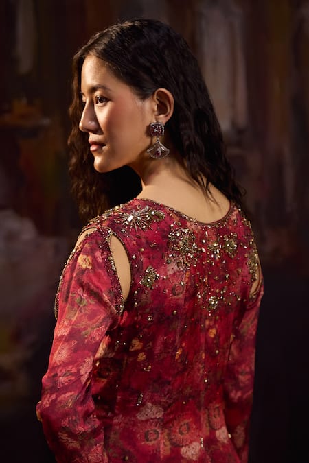 Falsa_Red Silk, Chiffon Embroidery V-neck Printed Anarkali And Dupatta Set _Online_at_Aza_Fashions