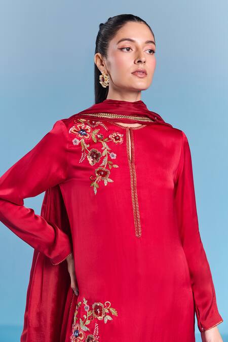 Shop Kalista Red Viscose, Satin, Silk Beads, Sequins, Embroidery Round Neck Jeni Kurta Set Online at Aza Fashions Shop_Kalista_Red Viscose, Satin, Silk Beads, Sequins, Embroidery Round Neck Jeni Kurta Set _Online_at_Aza_Fashions