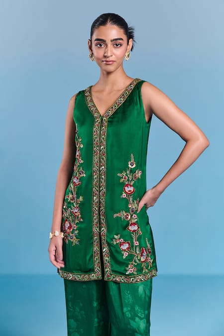 Kalista_Emerald Green Viscose, Satin, Silk Embroidery V-neck Helen Kurta Set _Online_at_Aza_Fashions