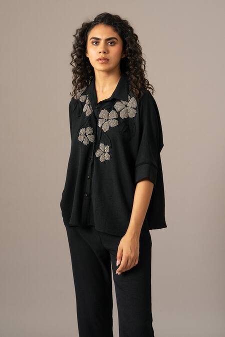 Namrata Joshipura_Black Embroidery Collared Floral Corset Shirt And Pant Set _Online_at_Aza_Fashions