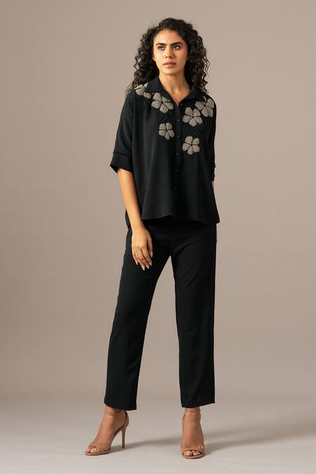 Buy_Namrata Joshipura_Black Embroidery Collared Floral Corset Shirt And Pant Set _Online_at_Aza_Fashions