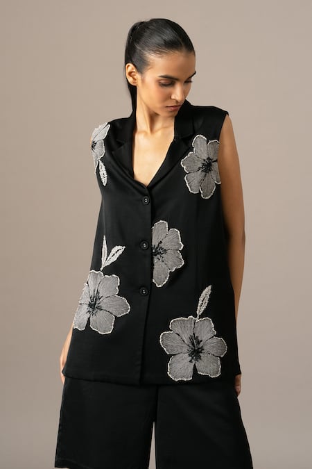 Buy Namrata Joshipura Black Modal, Linen Embroidery Collared Poppy Flower Sleeveless Shorts Set Online at Aza Fashions Buy_Namrata Joshipura_Black Modal, Linen Embroidery Collared Poppy Flower Sleeveless Shorts Set _Online_at_Aza_Fashions