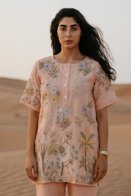 Samatvam By Anjali Bhaskar_Pink Chanderi Embroidery Round Neck Falak Tunic With Pant _Online_at_Aza_Fashions