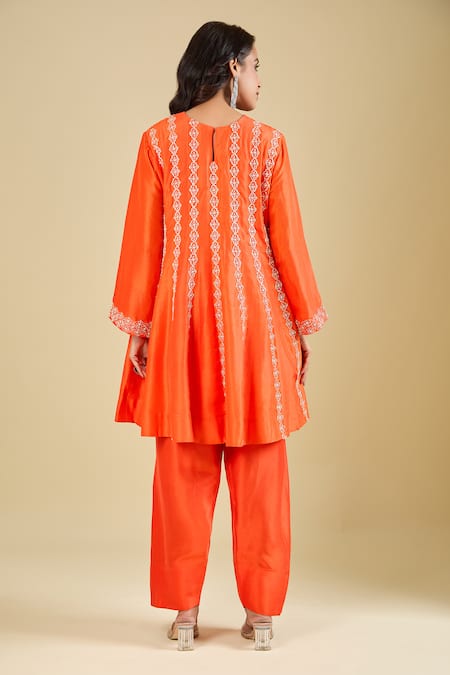 Shop Archana Shah Orange Cotton Zari Round Neck Striped Embroidered Kurta Set at Aza Fashions Shop_Archana Shah_Orange Cotton Zari Round Neck Striped Embroidered Kurta Set _at_Aza_Fashions