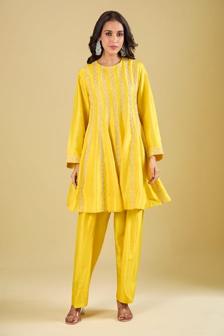 Shop Archana Shah Yellow Zari Round Neck Striped Embroidered Short Anarkali Set Online at Aza Fashions Shop_Archana Shah_Yellow Zari Round Neck Striped Embroidered Short Anarkali Set _Online_at_Aza_Fashions