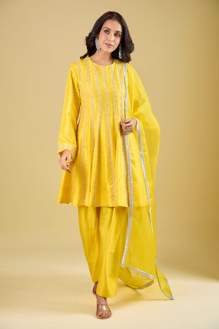 Archana Shah Yellow Zari Round Neck Striped Embroidered Short Anarkali Set 