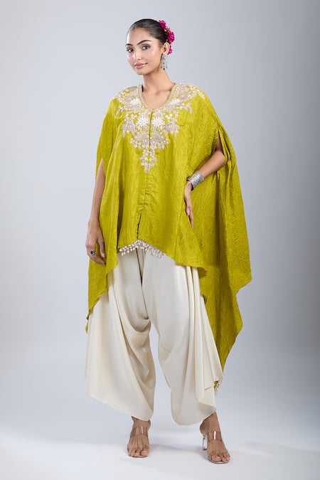Buy_Prisho_Green Embroidery Round Neck 3d Flower Kaftan And Pant Set 