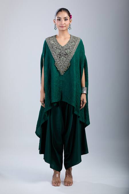 Buy_Prisho_Green Cotton Embroidery V-neck V Kaftan And Pant Set _Online_at_Aza_Fashions