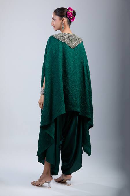 Prisho V Neck Embroidered Kaftan & Pant Set 