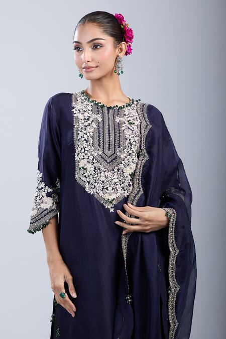Buy_Prisho_Navy Chiffon Embroidery Round Neck Kurta Set 