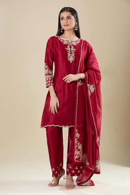 Shop_Matsya_Red Silk Embroidery Round Neck Kurta Pant Set _Online_at_Aza_Fashions