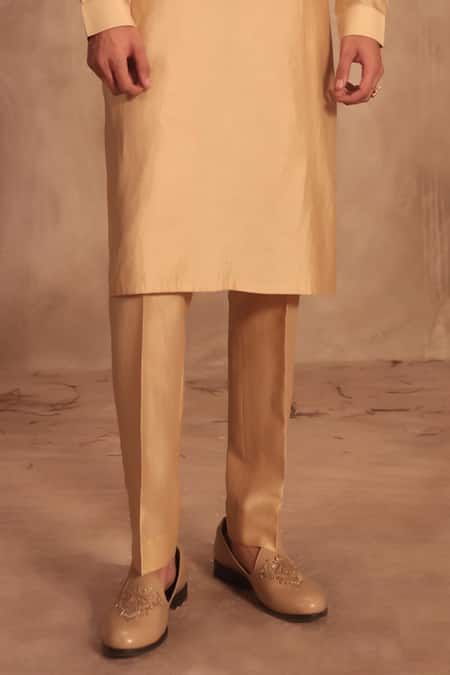 Label Niti Bothra_Ivory Silk, Mirrors, Nazakat Neckline Embroidered Kurta Set _Online_at_Aza_Fashions