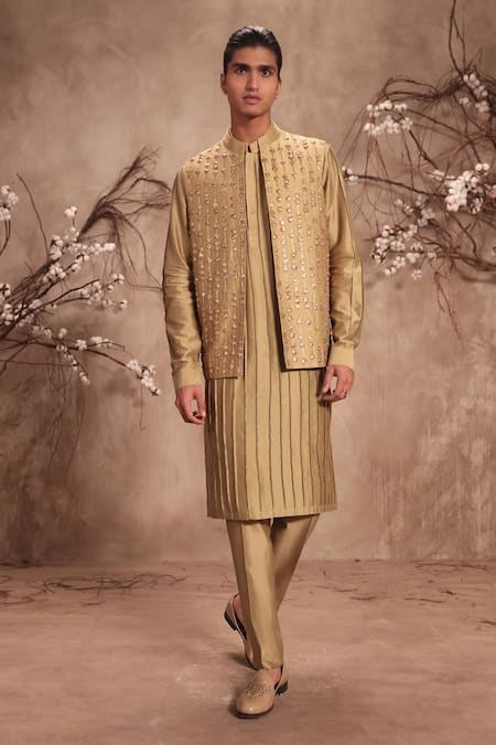 Label Niti Bothra Nazakat Light Green Striped Embroidered Bundi 
