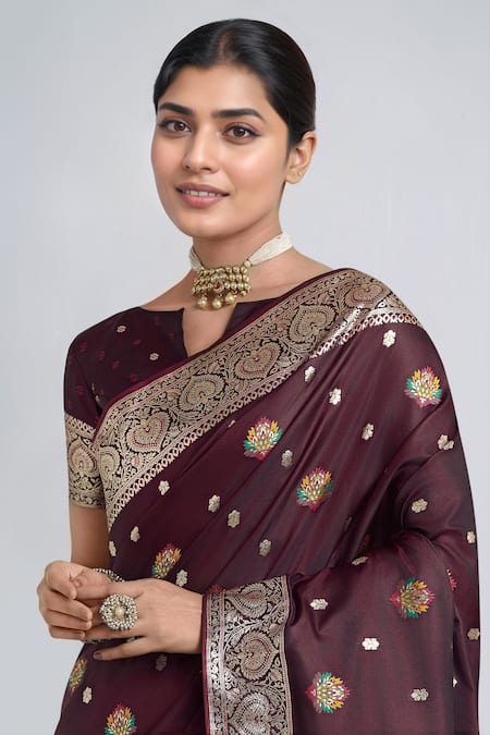 Samyukta Singhania Maroon Silk Embroidery, Zari Round Neck Woven Banarasi Saree Set at Aza Fashions Samyukta Singhania_Maroon Silk Embroidery, Zari Round Neck Woven Banarasi Saree Set _at_Aza_Fashions
