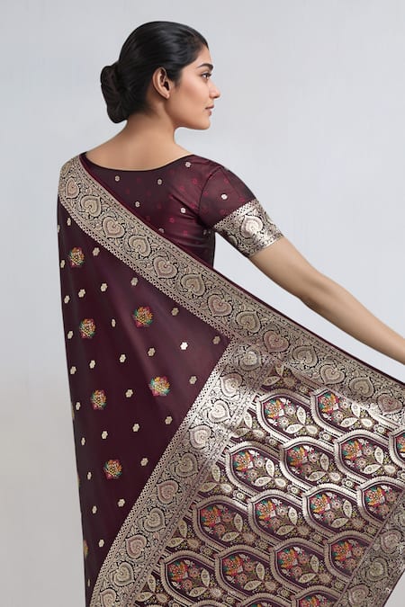 Buy Samyukta Singhania Maroon Silk Embroidery, Zari Round Neck Woven Banarasi Saree Set Buy_Samyukta Singhania_Maroon Silk Embroidery, Zari Round Neck Woven Banarasi Saree Set