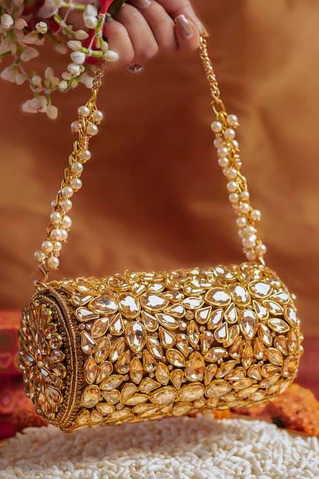 Buy_Bhavna Kumar_Gold Crystals Round Kundan Clutch 