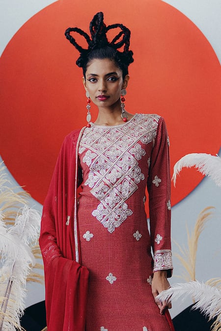 Buy Krisha Sunny Ramani Red Crepe, Georgette Sequins, Cut Work, Mirrors Round Neck Designer Kurta Set Online at Aza Fashions Buy_Krisha Sunny Ramani_Red Crepe, Georgette Sequins, Cut Work, Mirrors Round Neck Designer Kurta Set _Online_at_Aza_Fashions