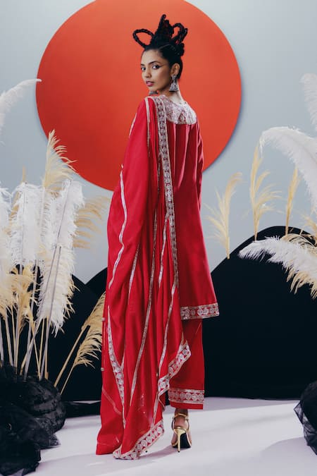 Krisha Sunny Ramani Pink Sequined Kurta Set 