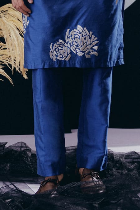 Krisha Sunny Ramani_Blue Cotton, Silk Cut Work Cutdana Embroidered Kurta Set _Online_at_Aza_Fashions