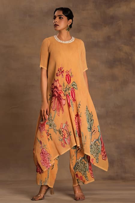 Preeti Mehta Yellow Georgette, Viscose Embroidery Round Neck Marigold Muse Kurta And Pant Set Online at Aza Fashions Preeti Mehta_Yellow Georgette, Viscose Embroidery Round Neck Marigold Muse Kurta And Pant Set _Online_at_Aza_Fashions
