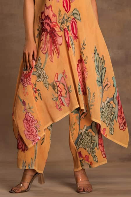 Buy Preeti Mehta Yellow Georgette, Viscose Embroidery Round Neck Marigold Muse Kurta And Pant Set Online at Aza Fashions Buy_Preeti Mehta_Yellow Georgette, Viscose Embroidery Round Neck Marigold Muse Kurta And Pant Set _Online_at_Aza_Fashions