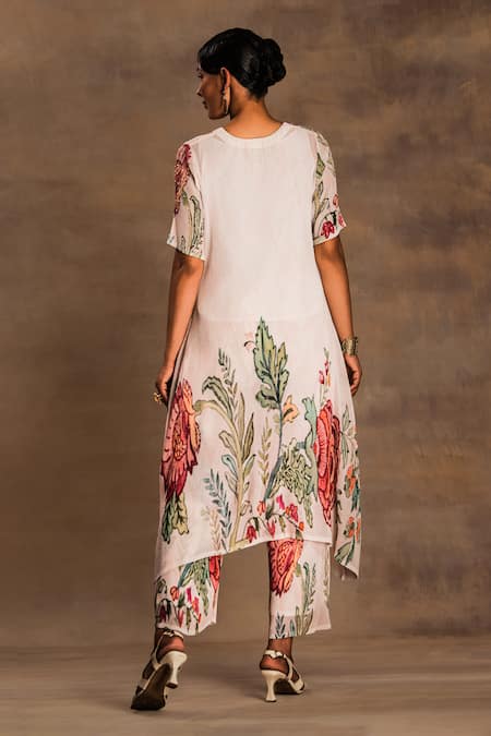 Shop Preeti Mehta Ivory Georgette, Viscose Embroidery Round Neck Moonlight Pearl Kurta And Pant Set at Aza Fashions Shop_Preeti Mehta_Ivory Georgette, Viscose Embroidery Round Neck Moonlight Pearl Kurta And Pant Set _at_Aza_Fashions