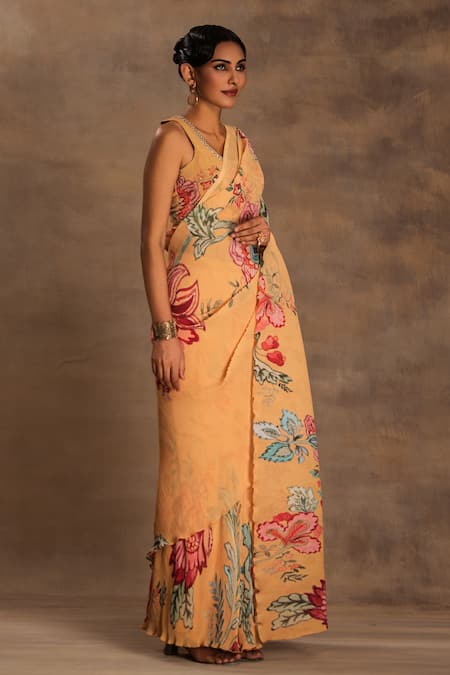 Preeti Mehta Yellow Georgette Embroidery Round Neck Sunset Swing Pre-draped Saree With Blouse at Aza Fashions Preeti Mehta_Yellow Georgette Embroidery Round Neck Sunset Swing Pre-draped Saree With Blouse _at_Aza_Fashions