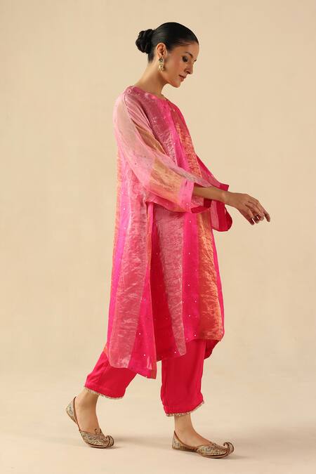 Buy Begum Fuchsia Tissue, Silk Sequins Round Neck Tabeer Kurta Pant Set Buy_Begum_Fuchsia Tissue, Silk Sequins Round Neck Tabeer Kurta Pant Set