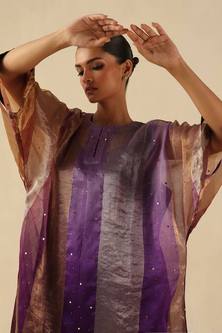 Buy Begum Purple Silk Round Neck Tabeer Kurta Pant Set Online at Aza Fashions Buy_Begum_Purple Silk Round Neck Tabeer Kurta Pant Set _Online_at_Aza_Fashions