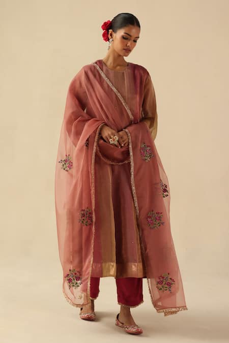 Buy_Begum_Peach Organza, Silk, Modal Embroidery Round Neck Rimjhim Kurta Pant Set _Online_at_Aza_Fashions