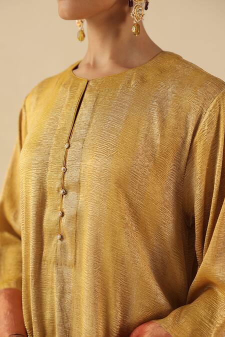 Buy_Begum_Gold Silk Round Neck Gauhar Kurta Pant Set 