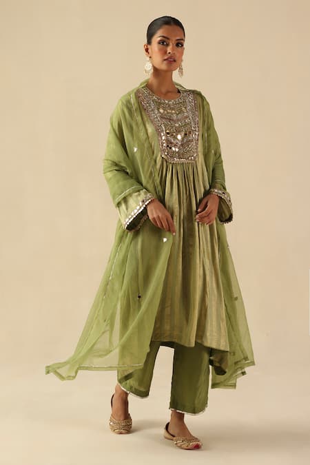 Begum Green Silk, Organza Round Neck Naksh Kurta Pant Set 