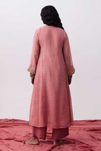 Shop Pants And Pajamas Pink Cotton, Silk, Chanderi Embroidery V-neck Kurta Set at Aza Fashions Shop_Pants And Pajamas_Pink Cotton, Silk, Chanderi Embroidery V-neck Kurta Set _at_Aza_Fashions