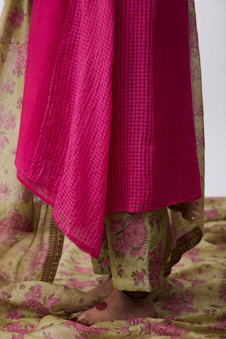 Shop Pants And Pajamas Pink Chanderi, Cotton Embroidery Round Neck Kurta Set Online at Aza Fashions Shop_Pants And Pajamas_Pink Chanderi, Cotton Embroidery Round Neck Kurta Set _Online_at_Aza_Fashions