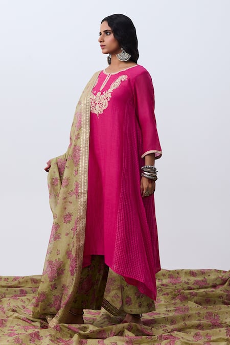 Shop Pants And Pajamas Pink Chanderi Embroidery Round Neck Kurta Online at Aza Fashions Shop_Pants And Pajamas_Pink Chanderi Embroidery Round Neck Kurta _Online_at_Aza_Fashions