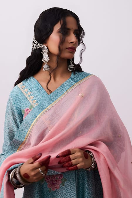 Pants And Pajamas_Blue Cotton, Acrylic, Silk, Chanderi Embroidery Split V-neck Kurta Pant Set _Online_at_Aza_Fashions