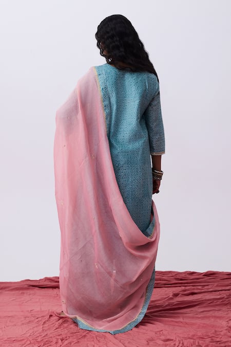 Pants And Pajamas Blue Floral Embroidered Kurta 