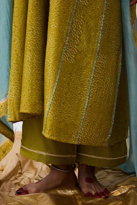 Buy Pants And Pajamas Green Cotton, Silk Embroidery V-neck Kurta Set Online at Aza Fashions Buy_Pants And Pajamas_Green Cotton, Silk Embroidery V-neck Kurta Set _Online_at_Aza_Fashions