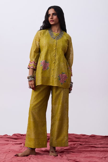 Pants And Pajamas Green Chanderi Embroidery Round Neck Floral Top And Pant Set