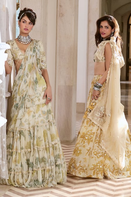 Paulmi And Harsh Ivory Chiffon Embroidery V-neck Floral Pre-draped Saree Set Online at Aza Fashions Paulmi And Harsh_Ivory Chiffon Embroidery V-neck Floral Pre-draped Saree Set _Online_at_Aza_Fashions