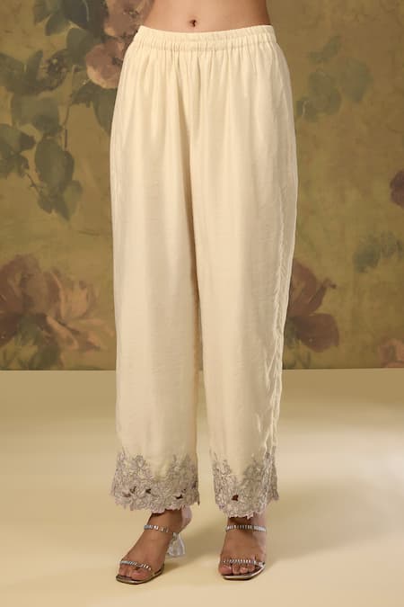 House Of TA-YA_White Chanderi Zari Collared Gold Embroidered Top And Pant Set _Online_at_Aza_Fashions