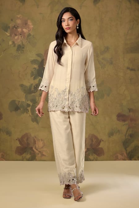 House Of TA-YA White Chanderi Zari Collared Gold Embroidered Top And Pant Set 