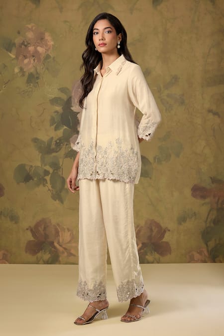 Buy_House Of TA-YA_White Chanderi Zari Collared Gold Embroidered Top And Pant Set _Online_at_Aza_Fashions