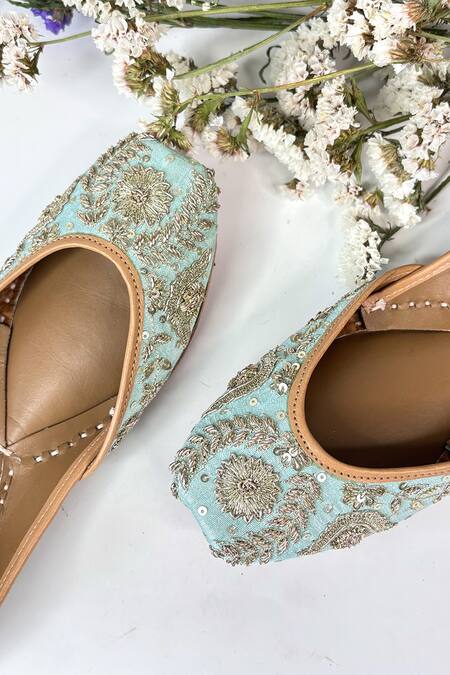 Pixie Pearlz_Turquoise Zehra Handcrafted Silk Juttis _at_Aza_Fashions