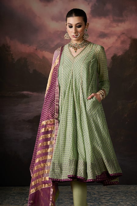 Buy_Swatti Kapoor_Purple Zari Reem Woven Dupatta _Online_at_Aza_Fashions