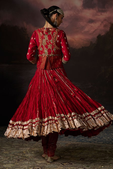 Swatti Kapoor Noor Embroidered Gilet 